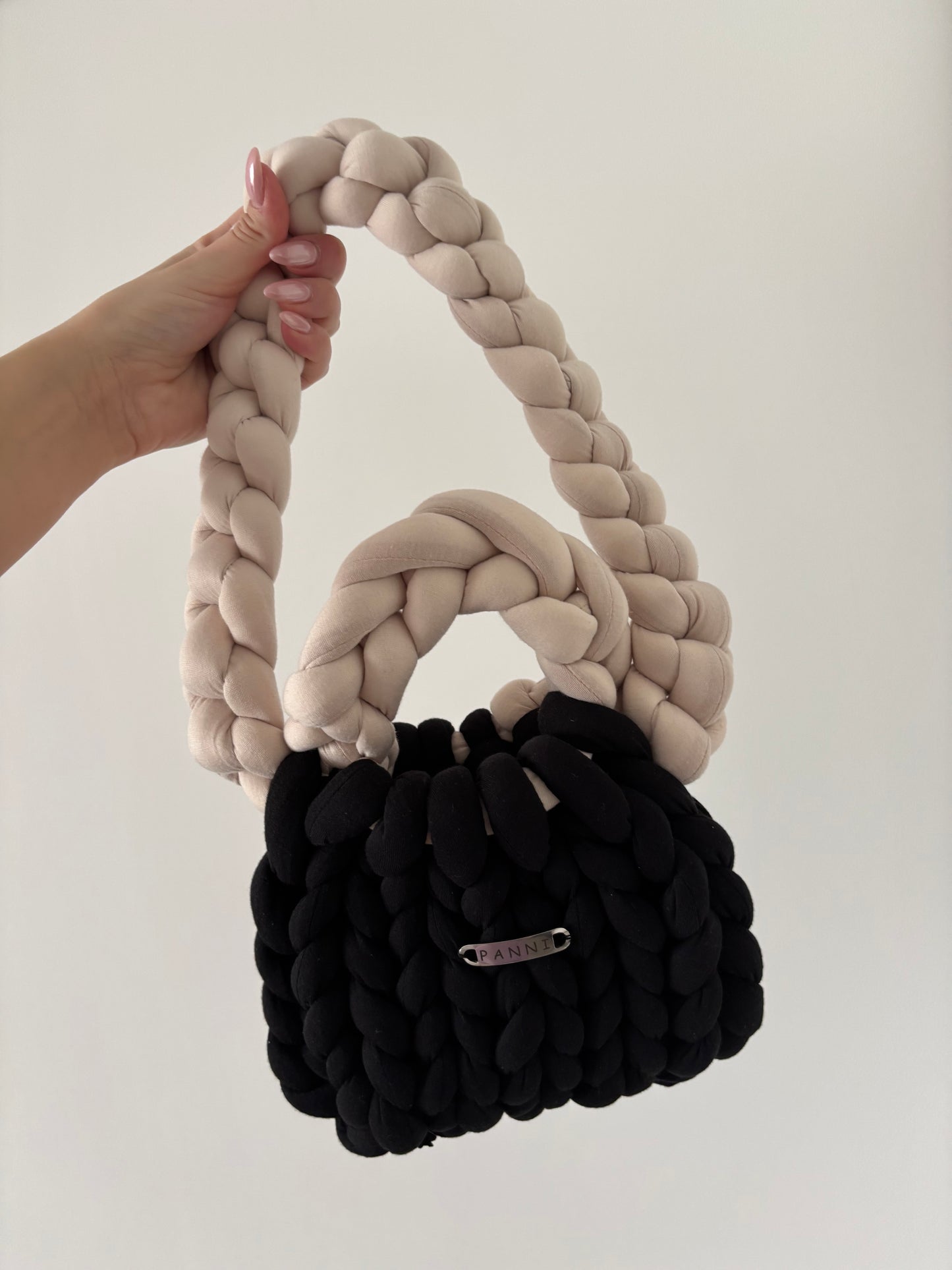PANNI Cross bag-ivory and black