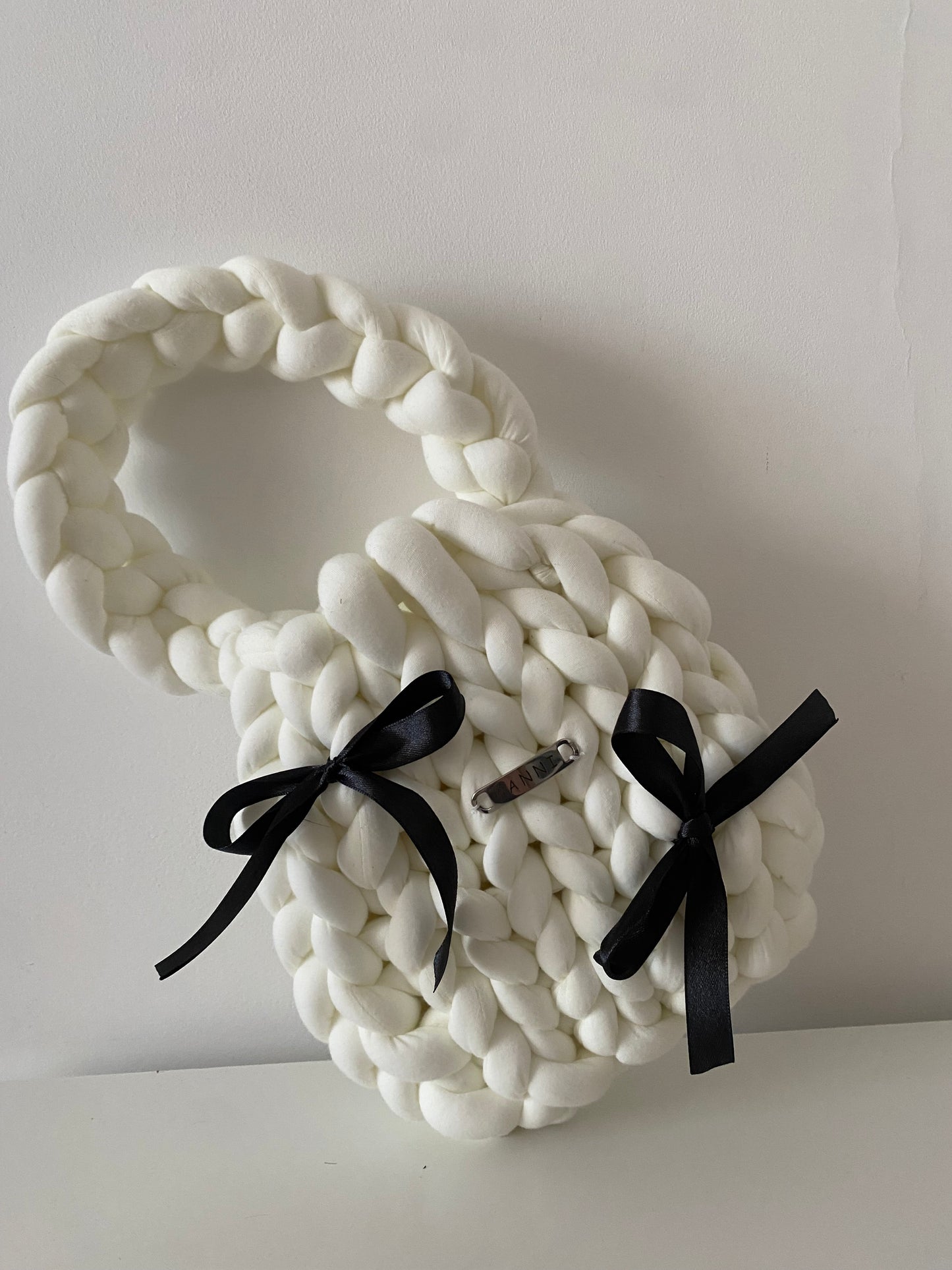 PANNI-white swan
