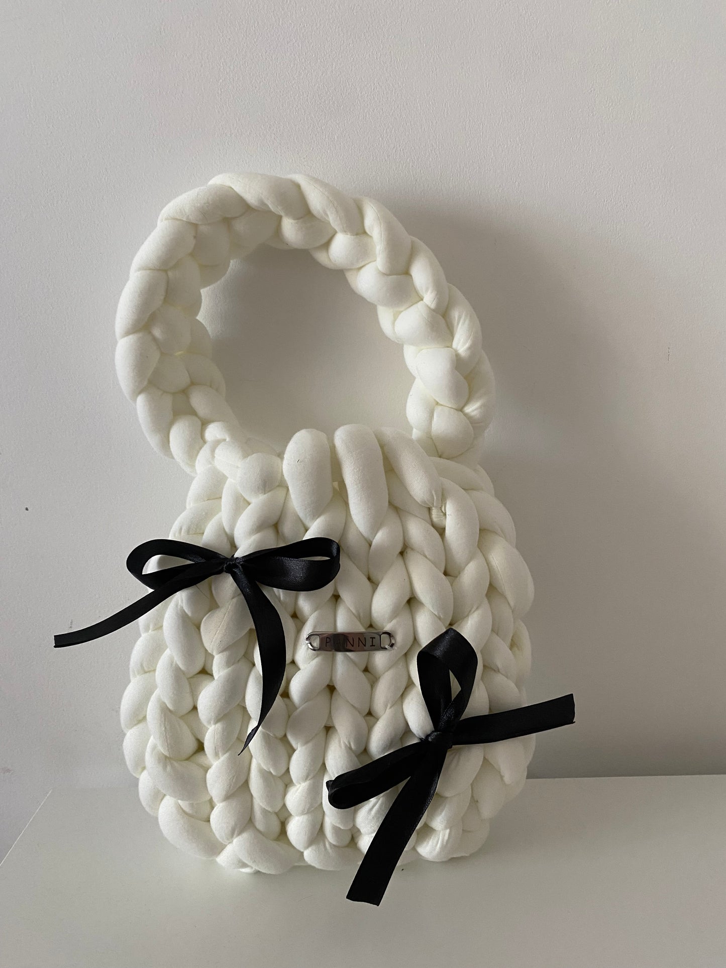 PANNI-white swan